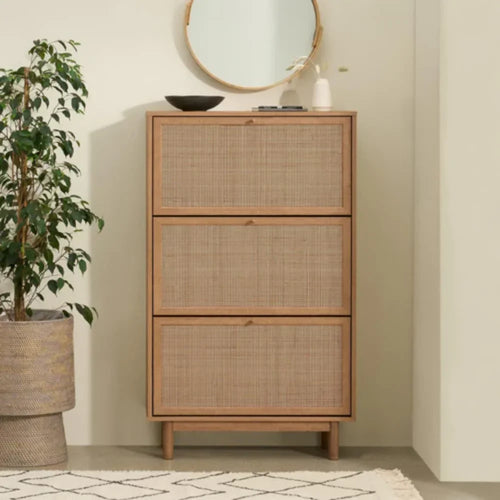 Compact Space© — Armário sem bagunça em minutos